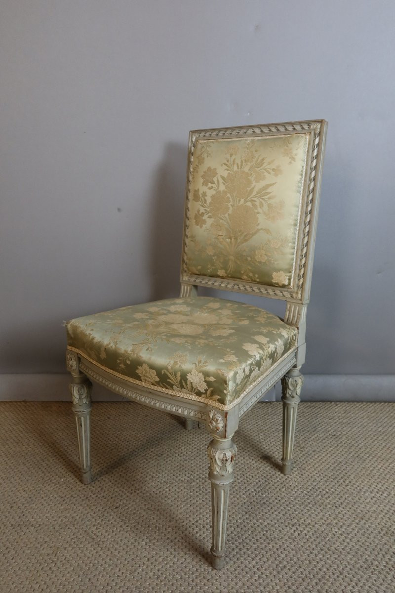 Chairs -photo-2