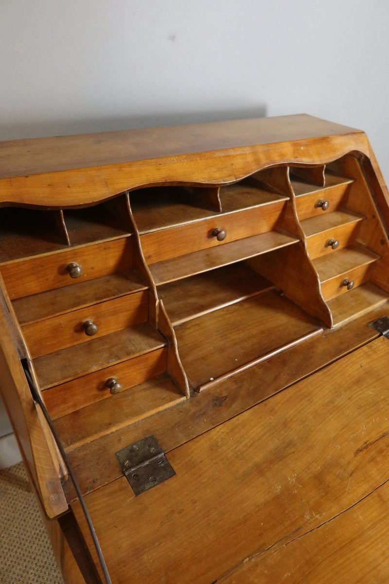 18th Century Sloping Desk-photo-1