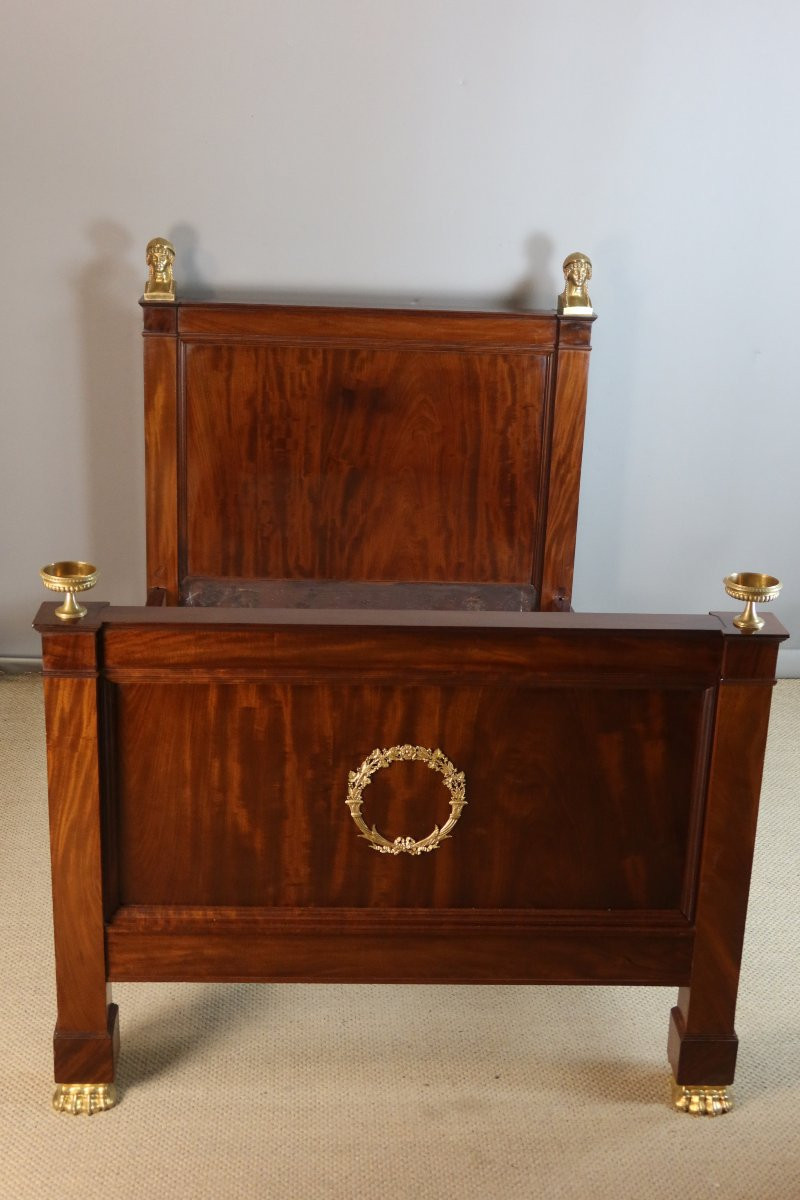 Empire Period Bed-photo-7