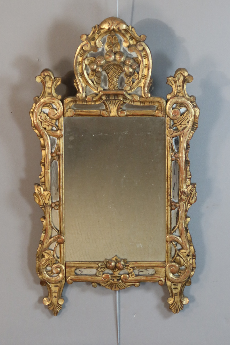 Miroir de style Louis XV époque XXème siècle