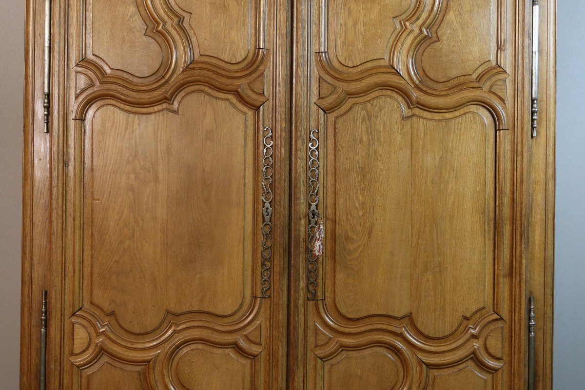 18th Century Blond Oak Armoire-photo-3
