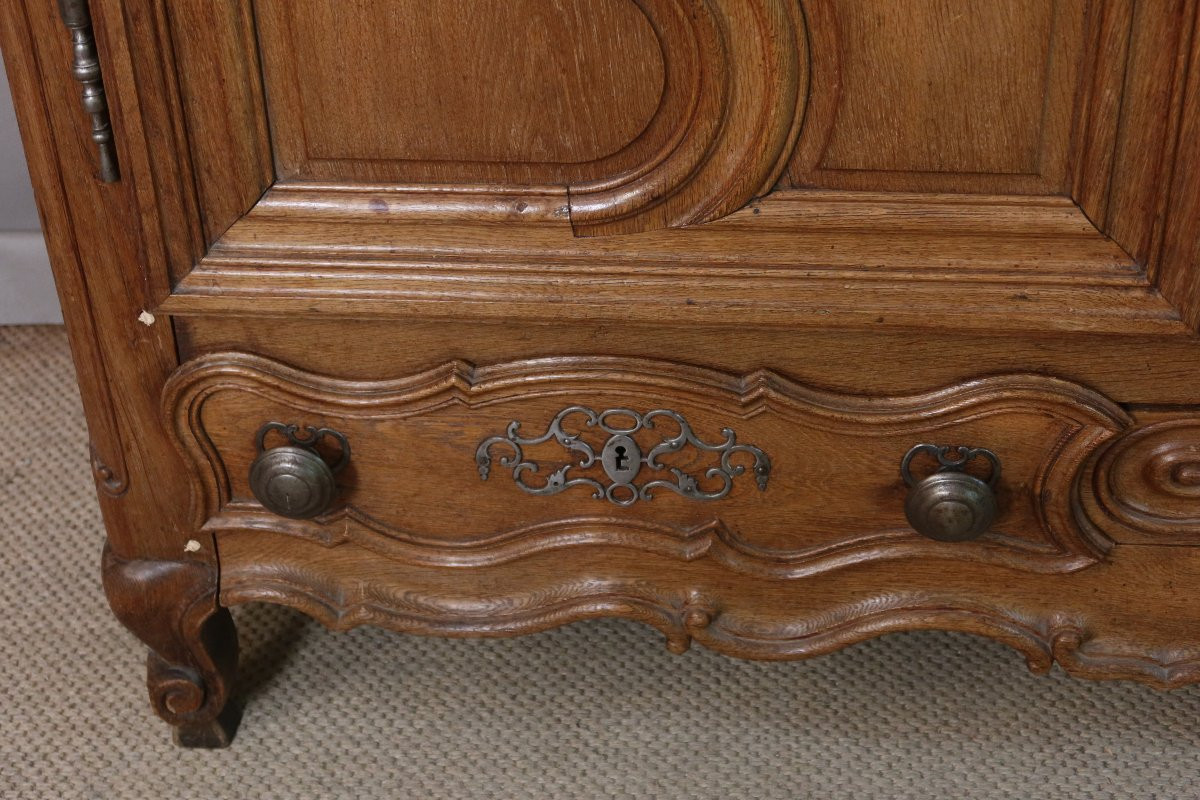 18th Century Blond Oak Armoire-photo-3
