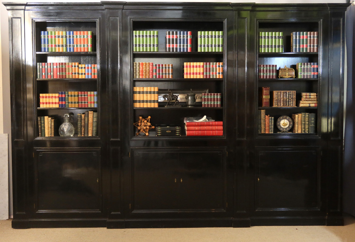 Large Library At Maison Jansen