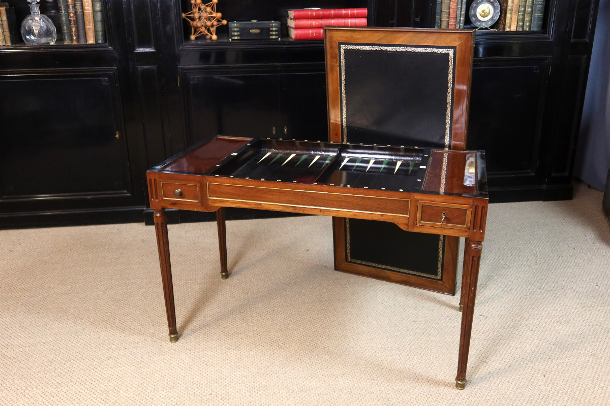 Table à jeux Louis XVI fin XVIIème début XIX ème siècle