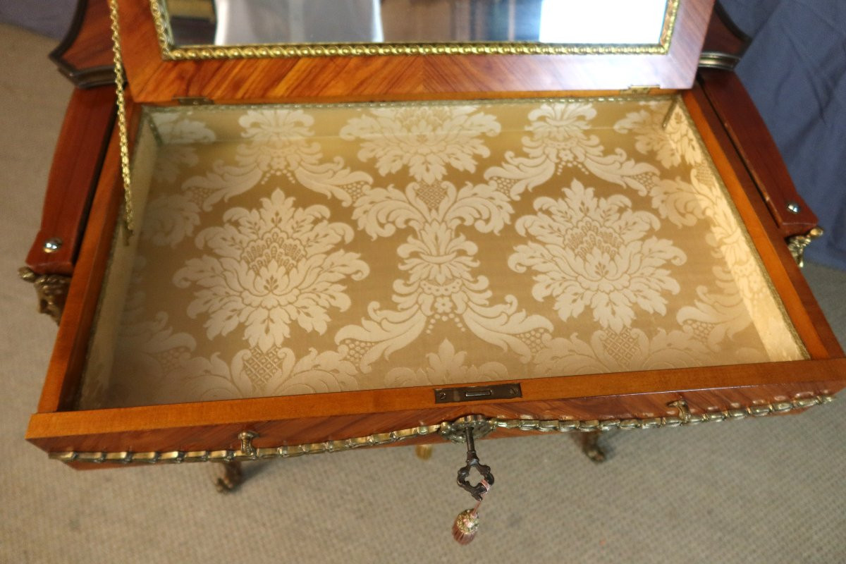 Commode à combinaison formant coiffeuse d'après un modèle de Jean-François Leleu -photo-1