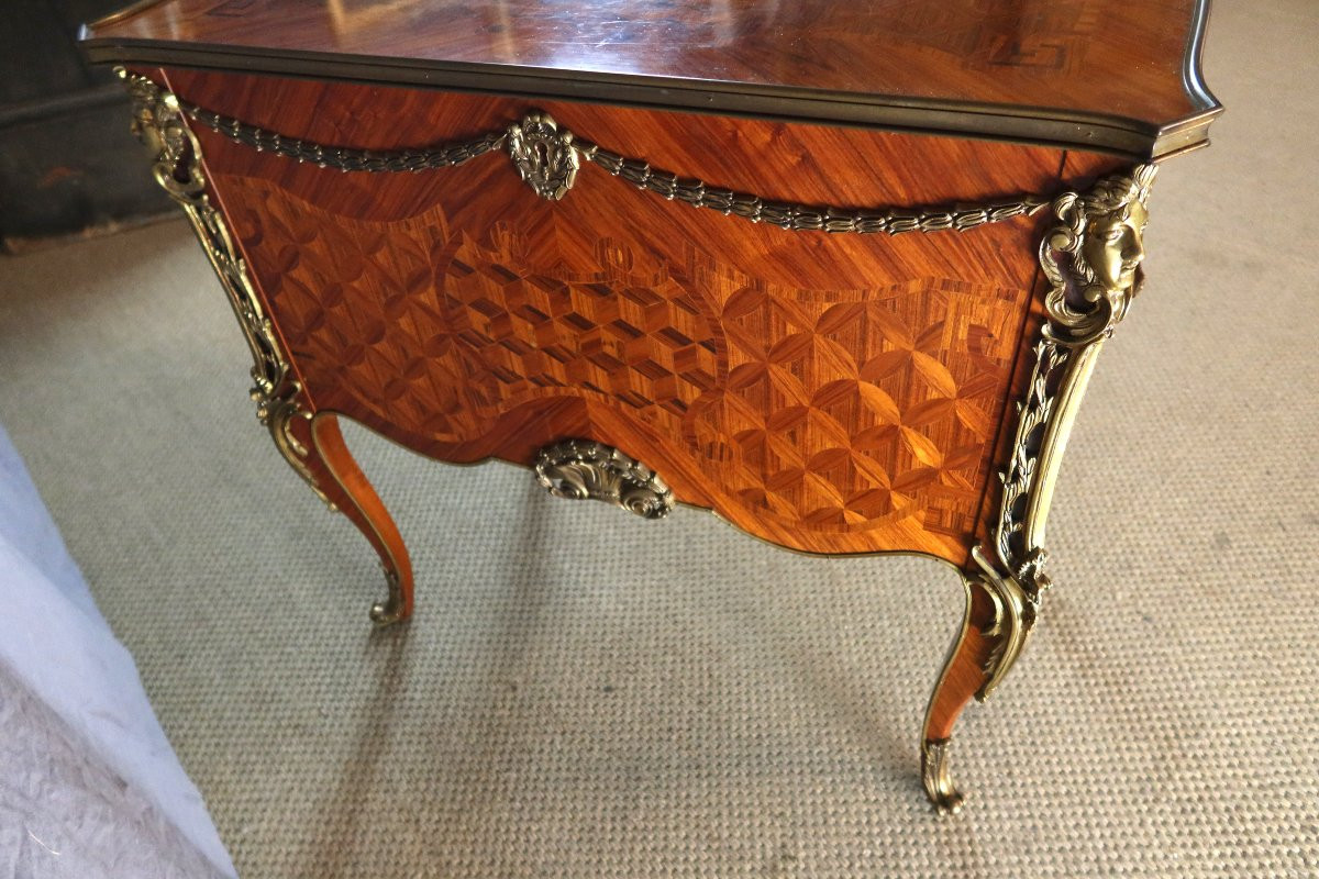 Commode à combinaison formant coiffeuse d'après un modèle de Jean-François Leleu -photo-8