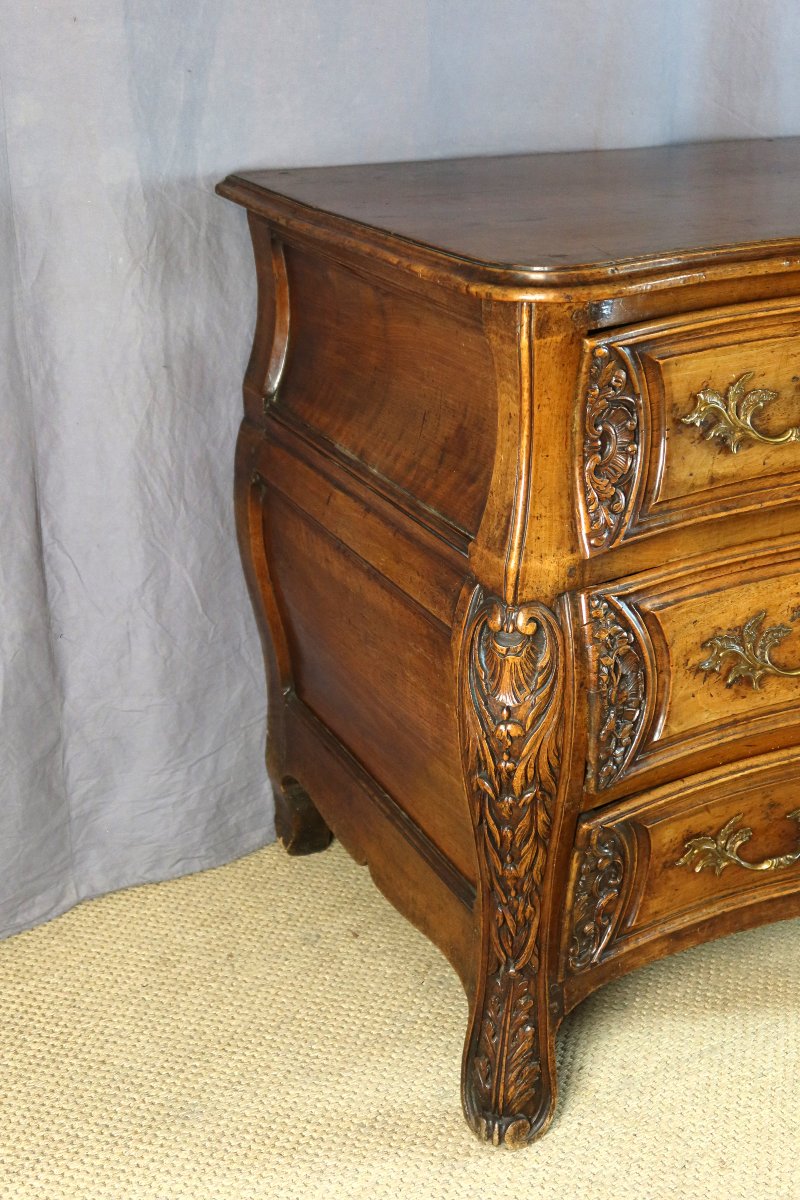 18th-century Lyon Chest Of Drawers-photo-2