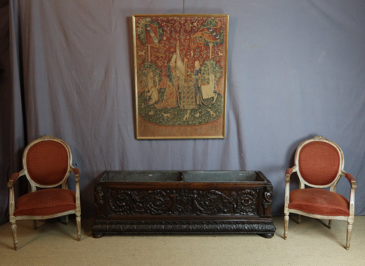 Renaissance Planter 