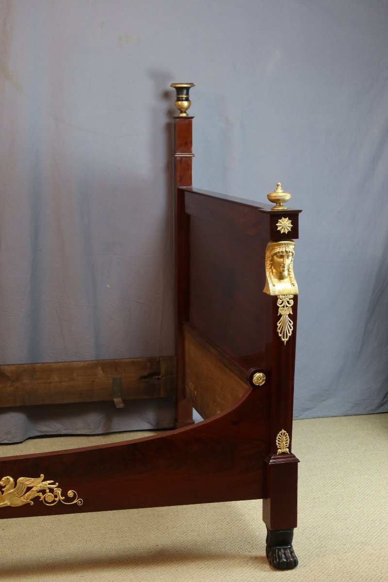 Empire-style Bed-photo-2