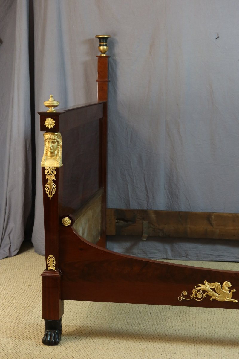 Empire-style Bed-photo-3