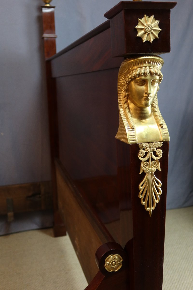 Empire-style Bed-photo-2