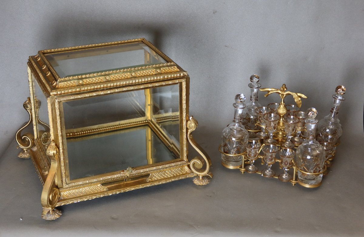 19th-century Gilded Bronze Liquor Cabinet-photo-2