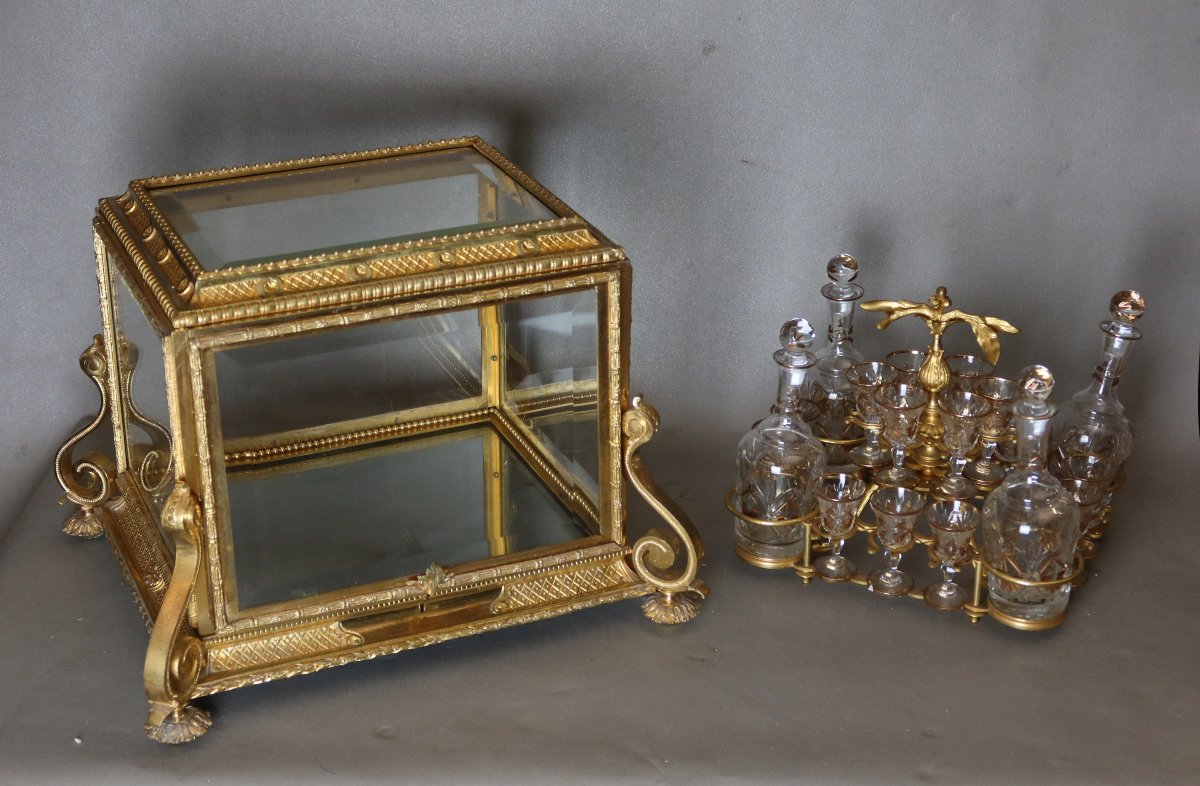 19th-century Gilded Bronze Liquor Cabinet-photo-3
