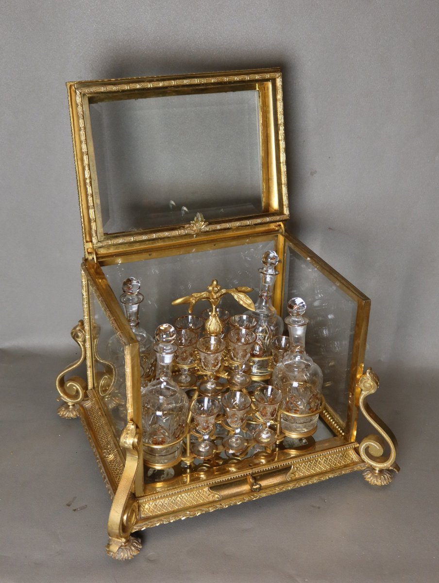 19th-century Gilded Bronze Liquor Cabinet-photo-1