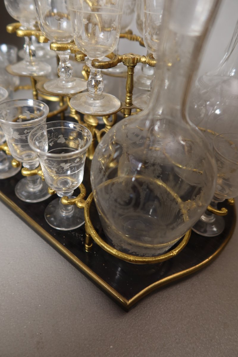 Tahan Liquor Cabinet In Paris-photo-6