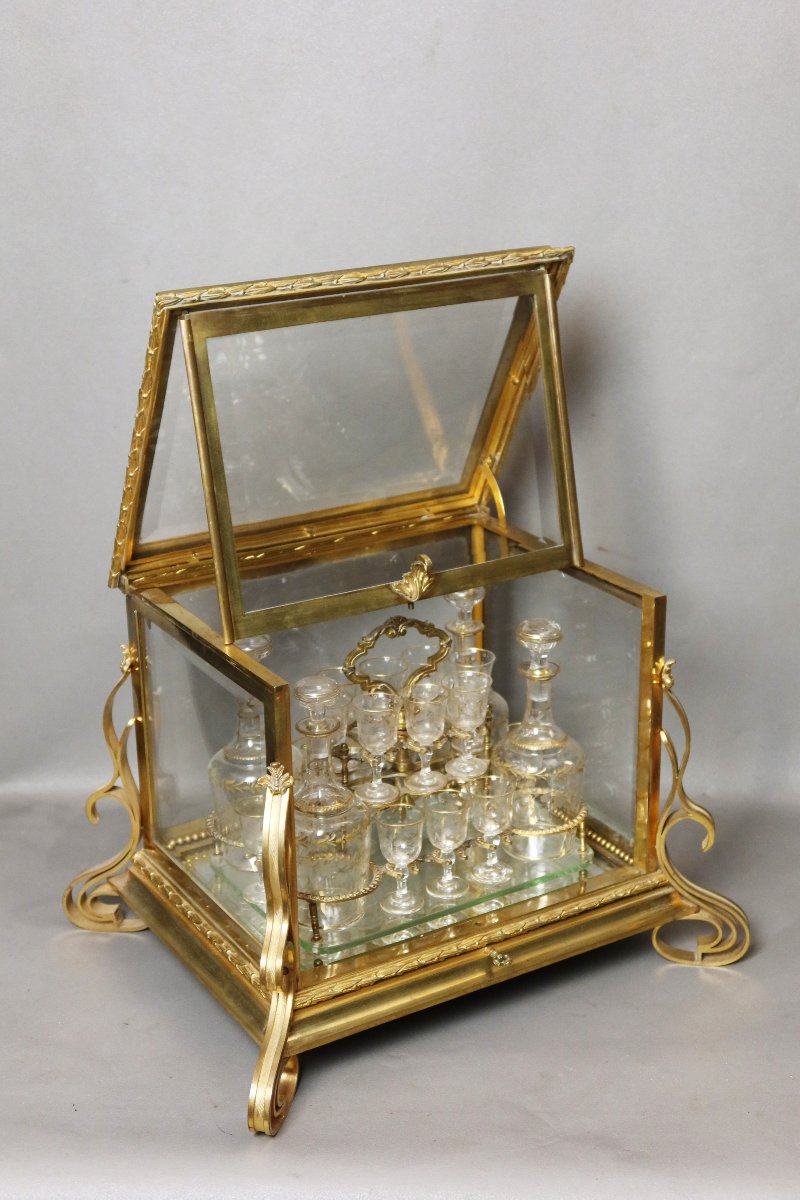cave à liqueur en bronze doré XIX
