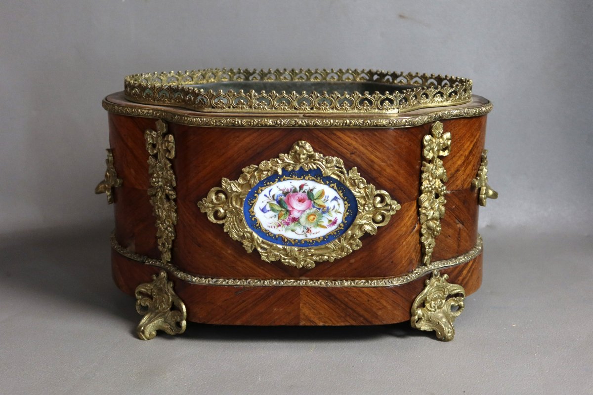 19th-century Planter-photo-3