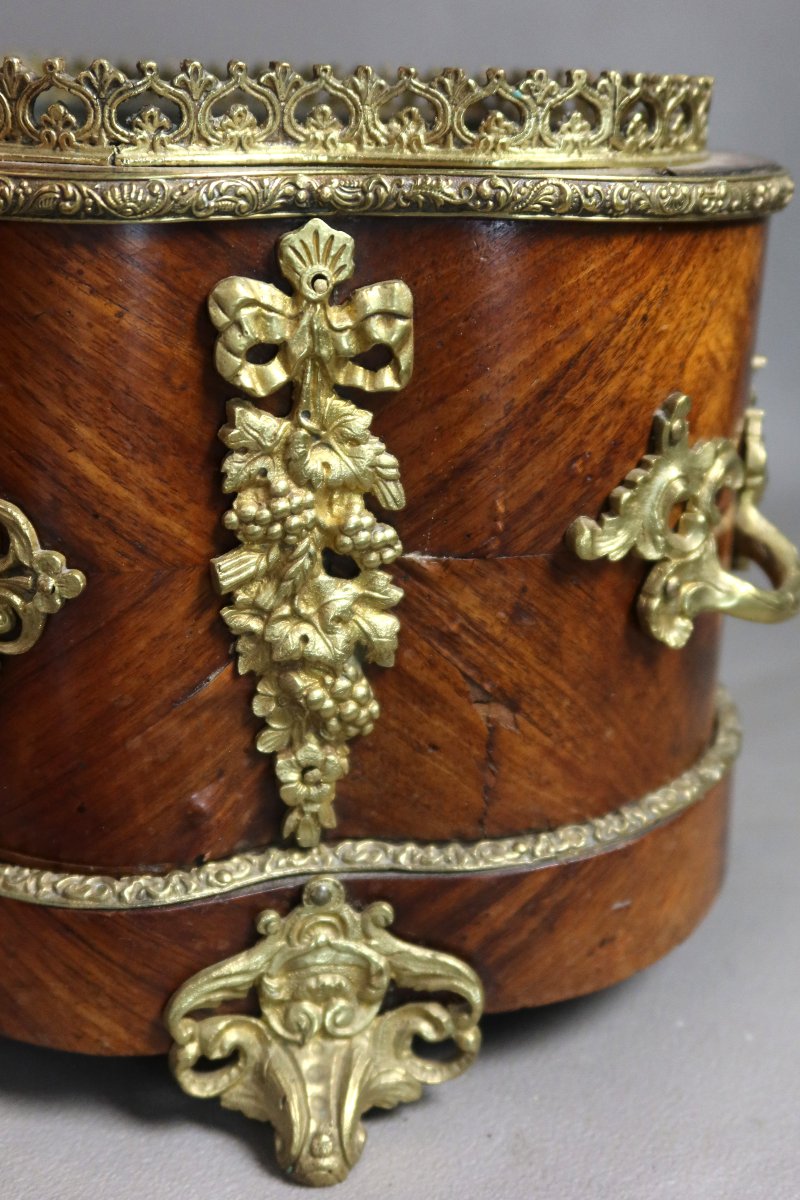 19th-century Planter-photo-1