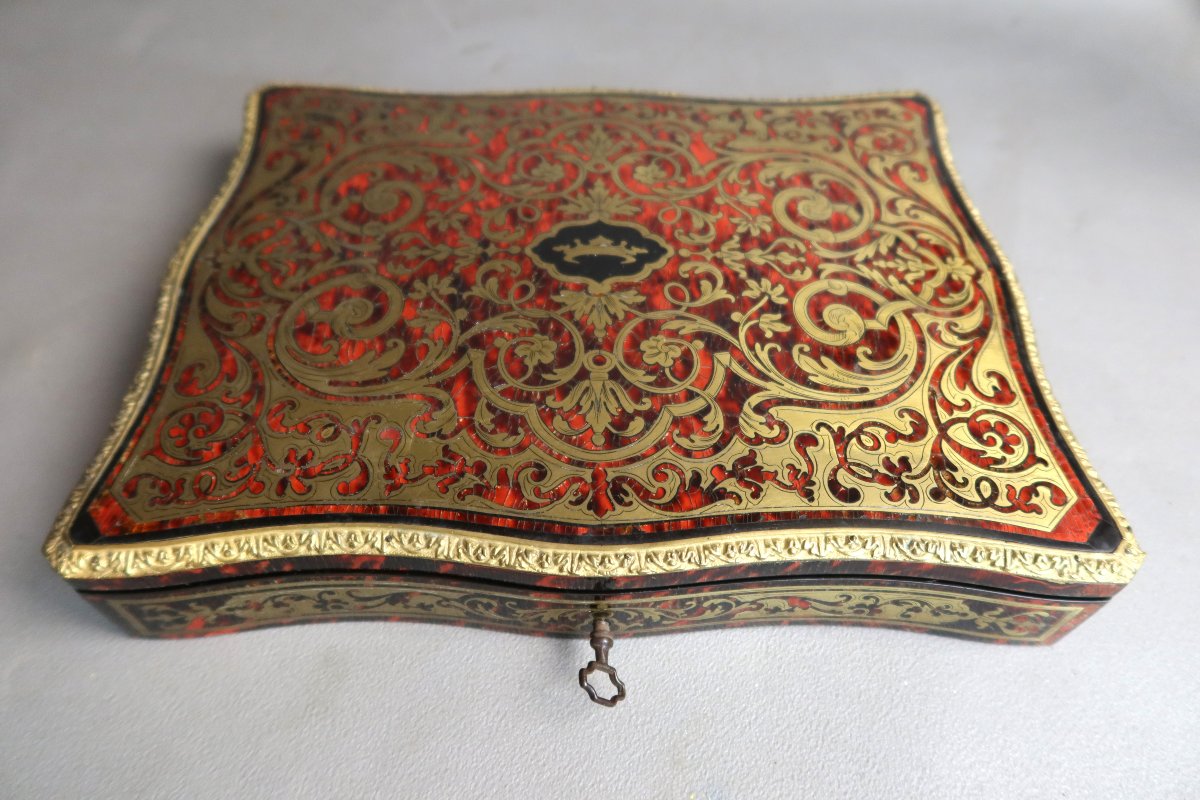 Coffret à jeux en marqueterie Boulle 