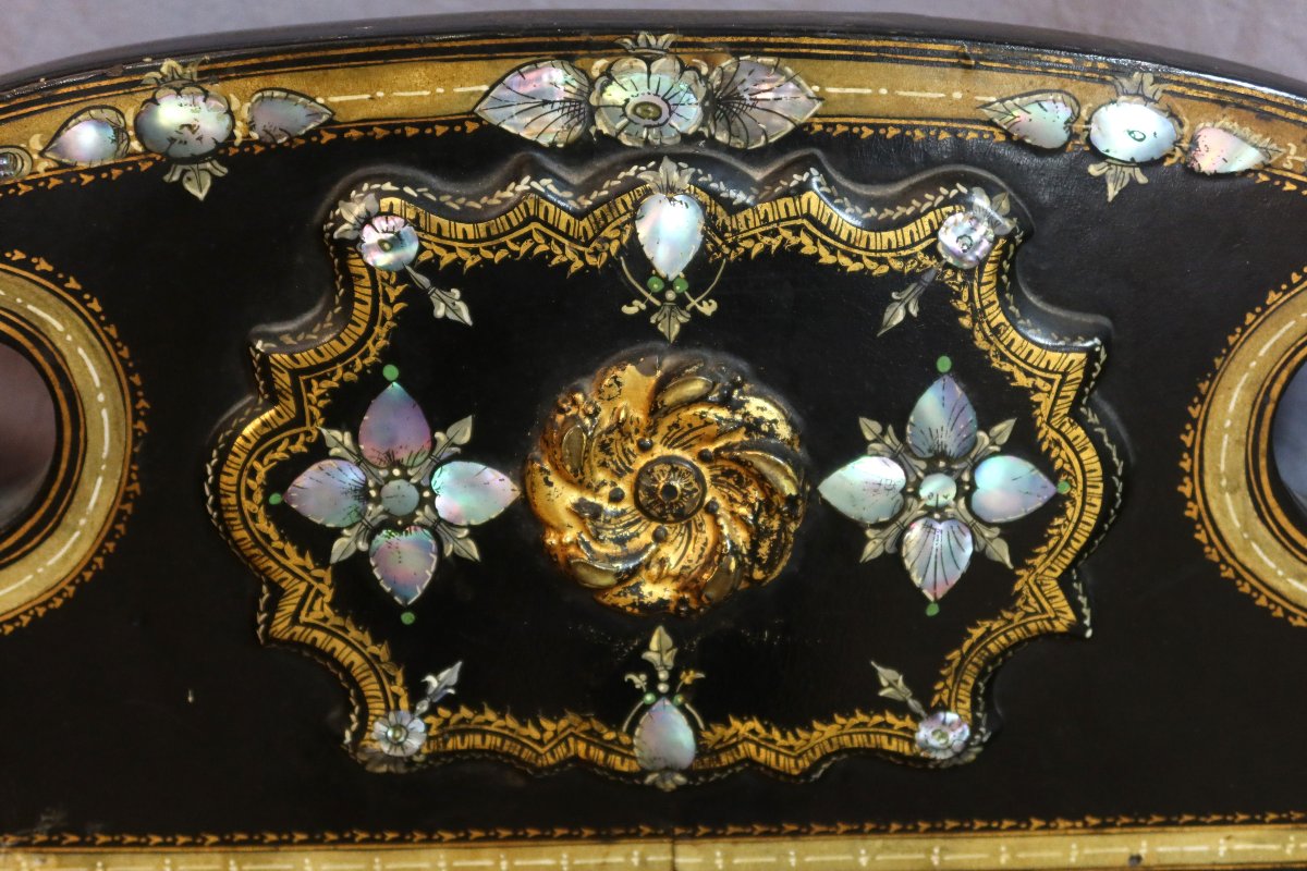 Large Napoleon III-era Sofa-photo-4