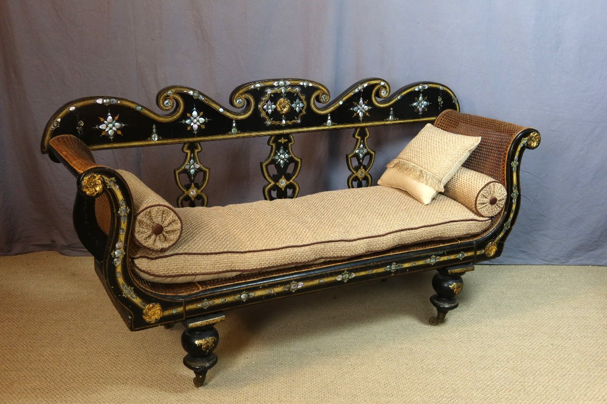 Large Napoleon III-era Sofa-photo-2