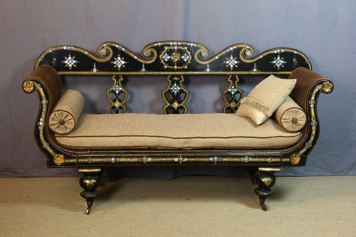 Large Napoleon III-era Sofa-photo-8