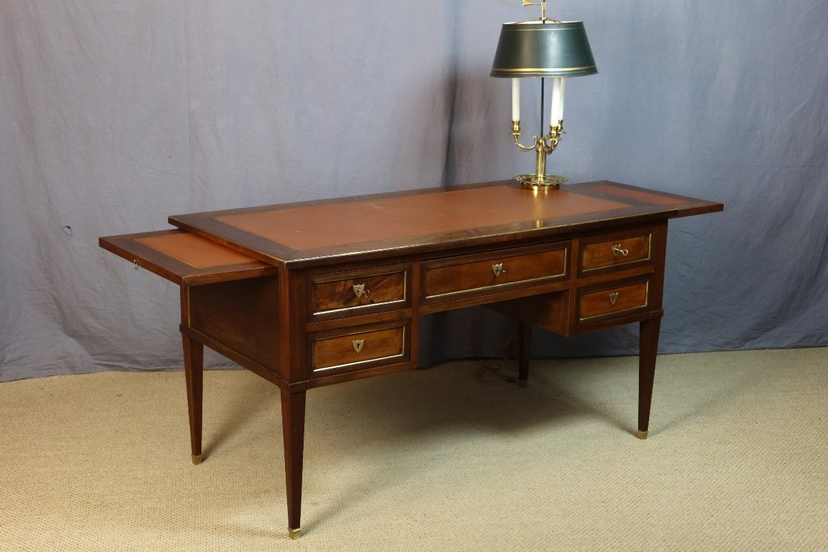 Louis XVI-style Desk