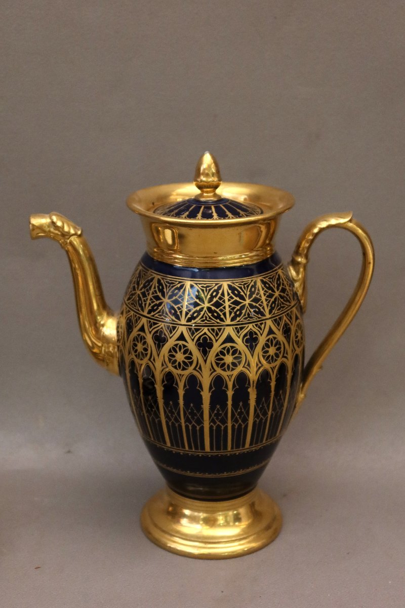 Porcelain Coffee Pot From Paris, 19th Century