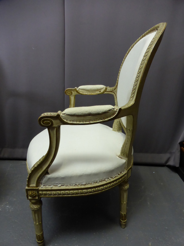 Paire De Fauteuils Style Louis XVI-photo-4