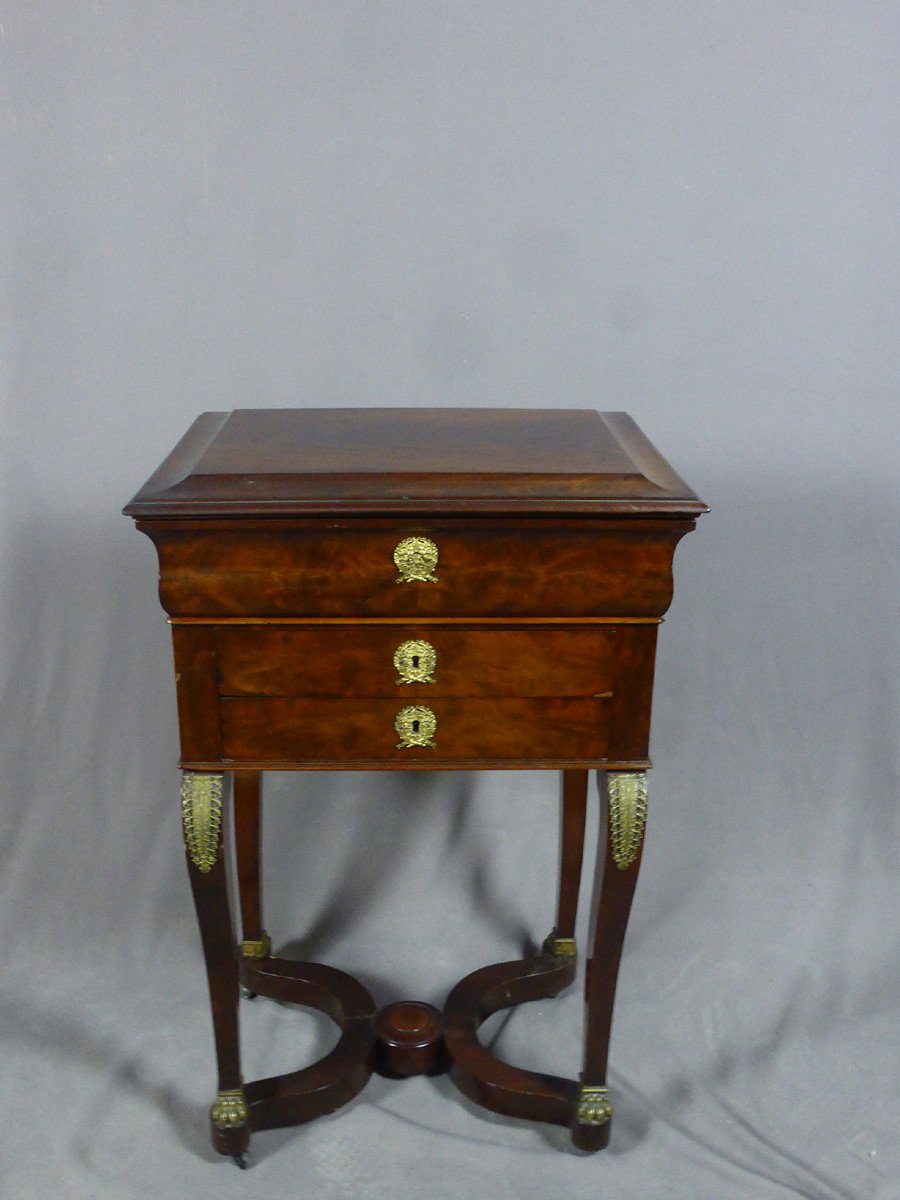 Mahogany Chest Bedside-photo-6