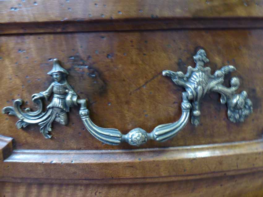 Crossbow Walnut Commode, XVIIIth Century-photo-2
