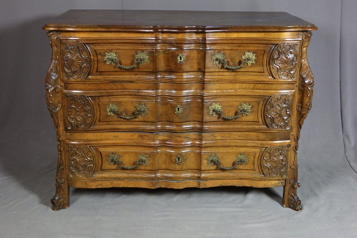 Commode Mazarine En Noyer XVIII