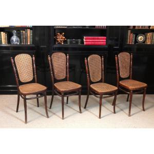 Chaises cannées Thonet