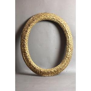 18th-century Oval Gilded Wooden Frame