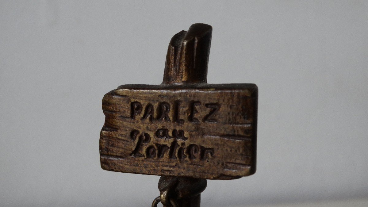 "Parlez au portier", bronze par Charles Valton-photo-2
