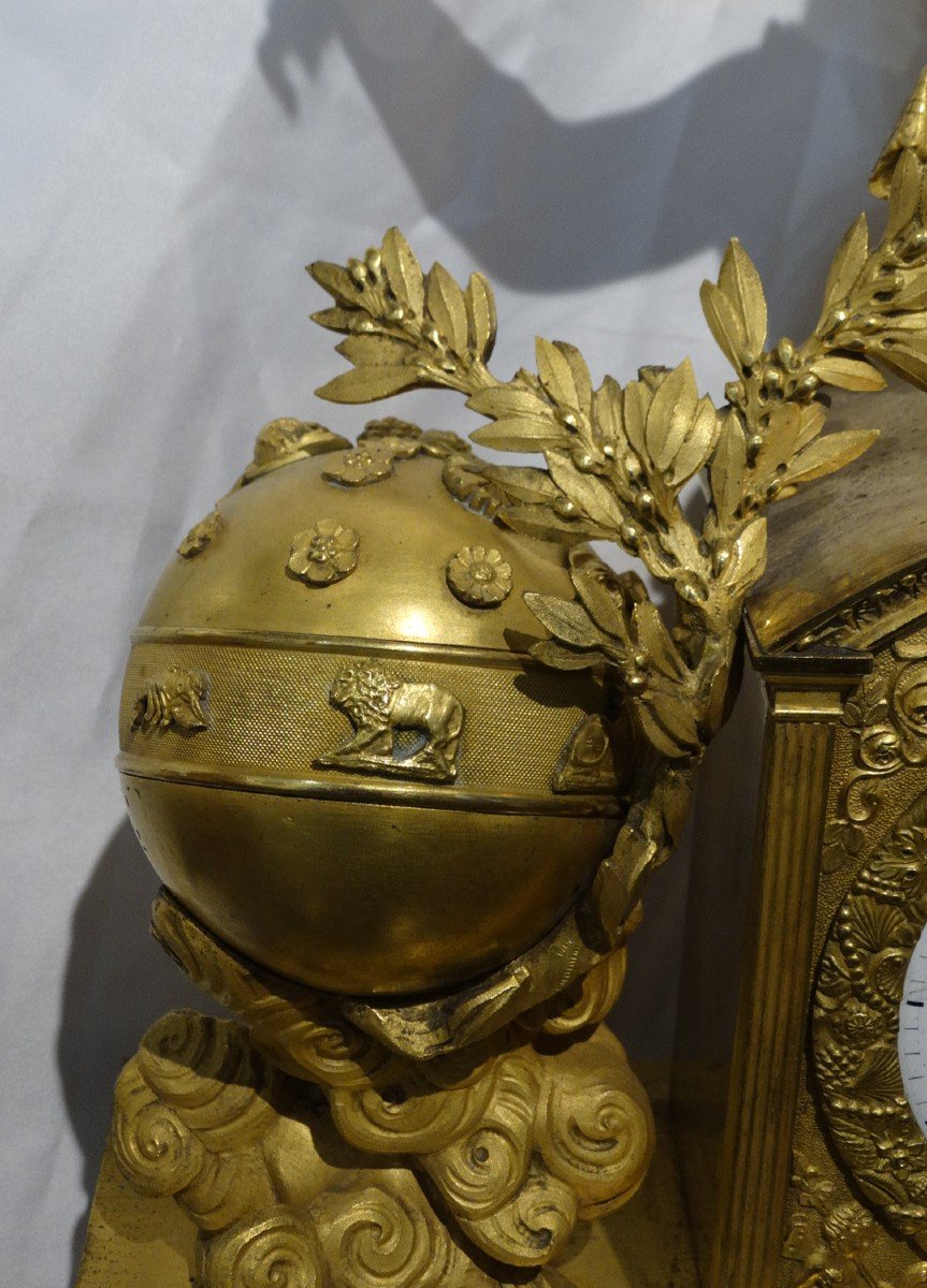Gilt Bronze Pendulum. Restoration "goddess With The Cornucopia"-photo-3