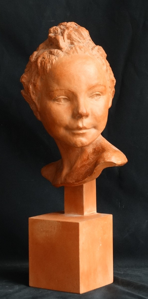 Buste de faunesse ,  terre-cuite de Germaine Oury Desruelles