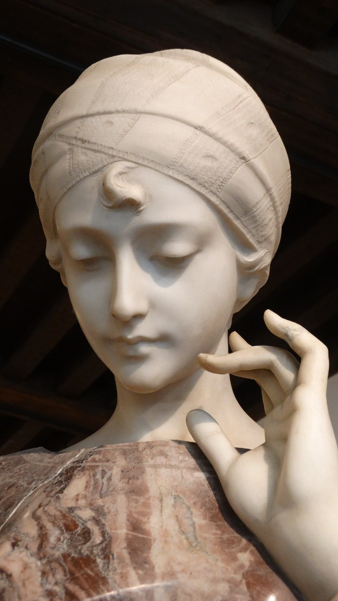 "young Girl With A Pitcher", Marble Sculpture By Emile Boyer -photo-4