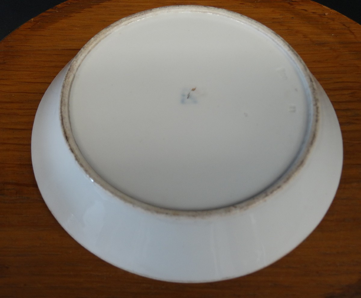 18th Century English Porcelain Cup And Saucer Decorated With Boats And Figures-photo-3