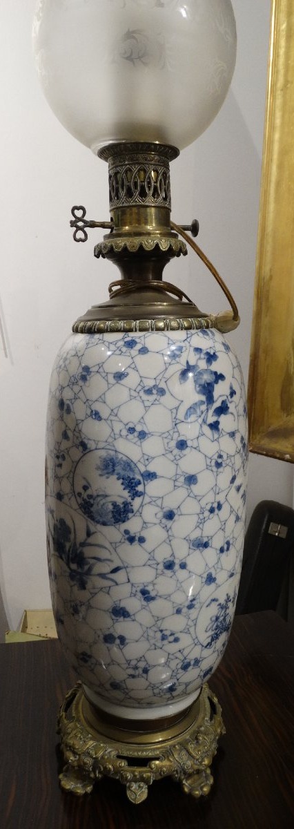 19th-century Chinese Porcelain Lamp-photo-1