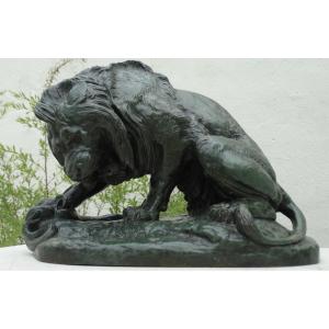 "Le lion au serpent" bronze de Antoine-Louis Barye