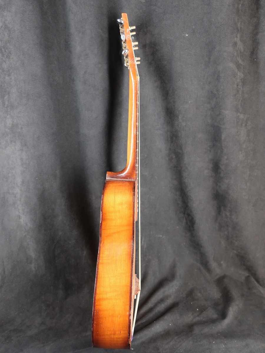 Guitare ancienne de petite taille. Instrument de musique-photo-5