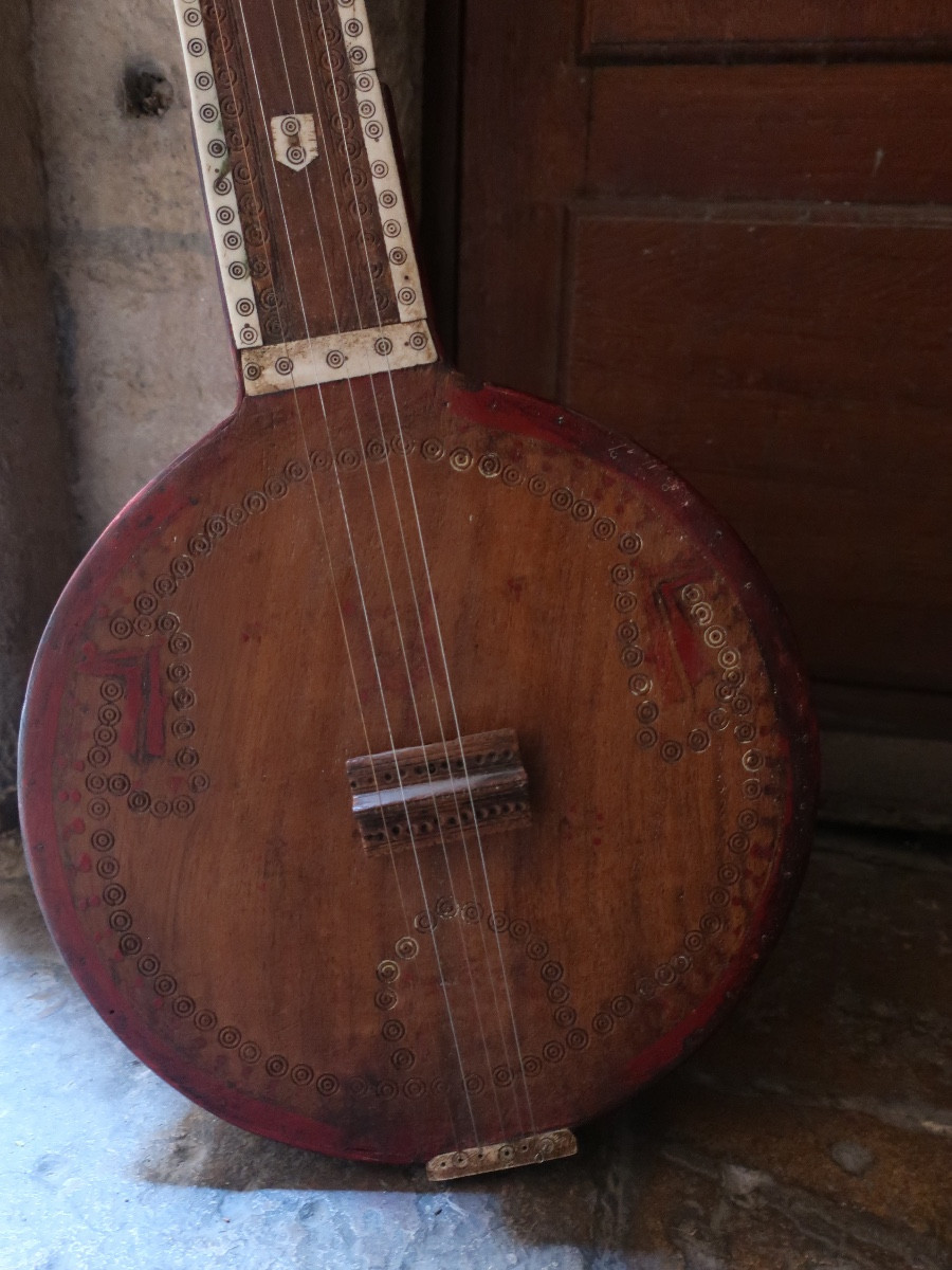 Tampoura du XIX ème siècle-Inde/Pakistan-incrustations d'os-5 cordes- Instruments de  musique