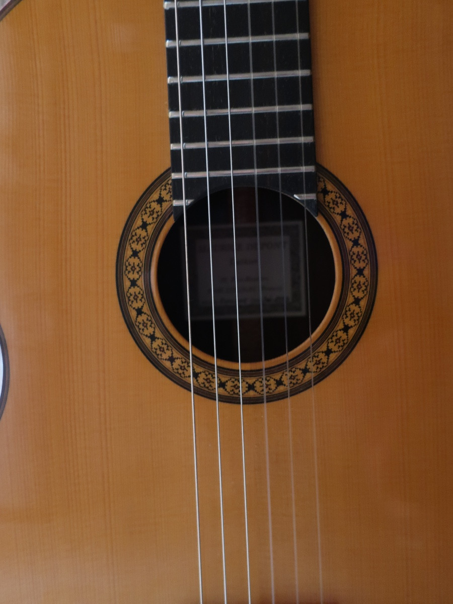 Maurice Dupont Concert Classical Guitar - 1992 - With Hard Case. Musical Instrument.-photo-1