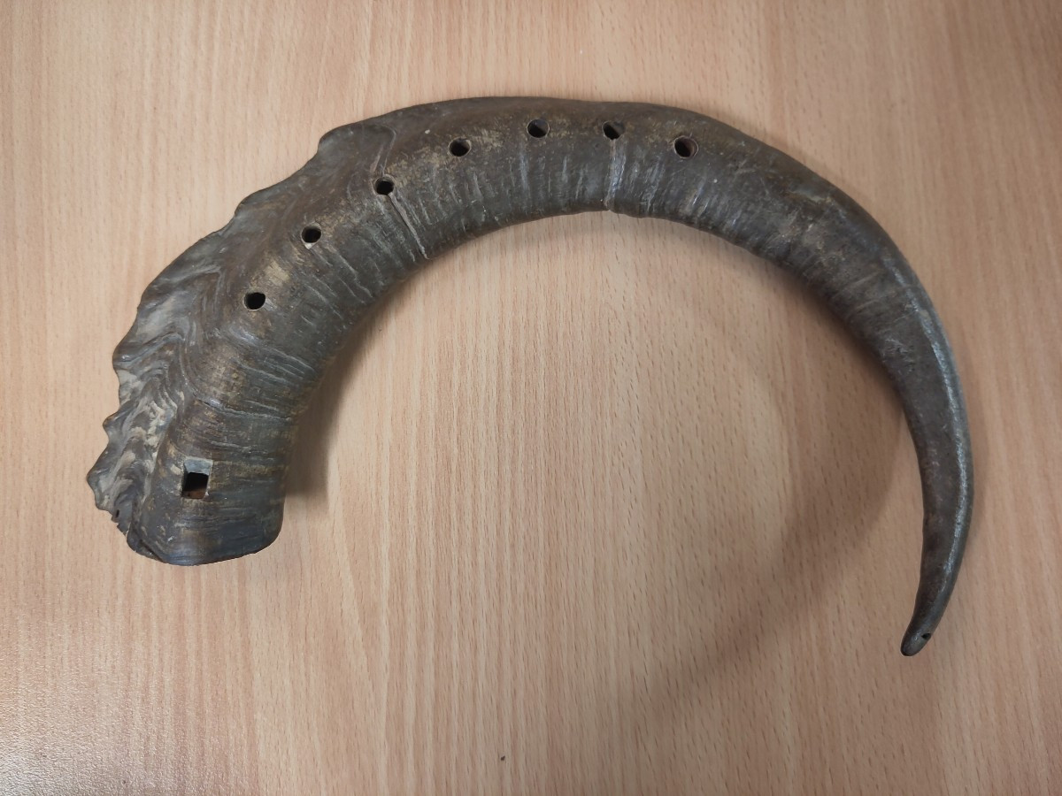 Flute de corne Pavana