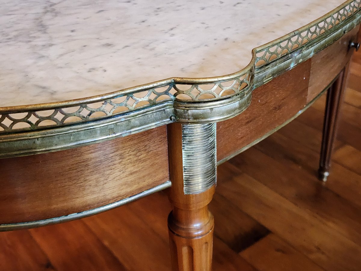 Large Louis XVI-style Mahogany Coffee Table With A Marble Top, Leather Pull Tabs, And Drawers -photo-4
