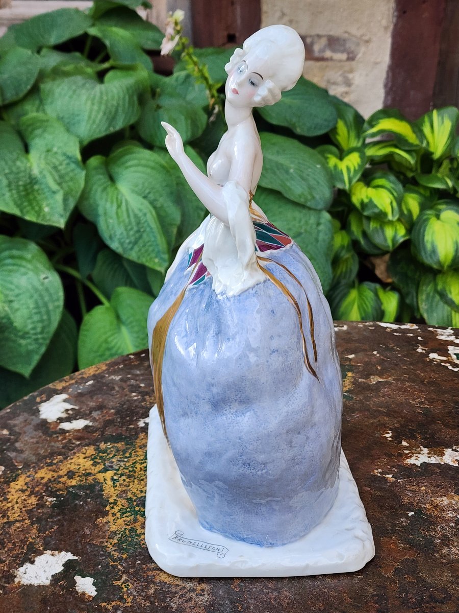 Umberto BRUNELLESCHI atelier L. H. R à OISSEL jeune italienne en costume en Porcelaine -photo-6