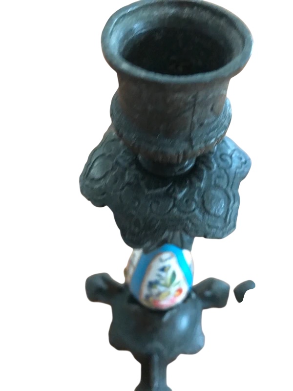 Paire de Bougeoirs Art Nouveau – Métal ciselé et Porcelaine peinte à la main – Début XXe-photo-1