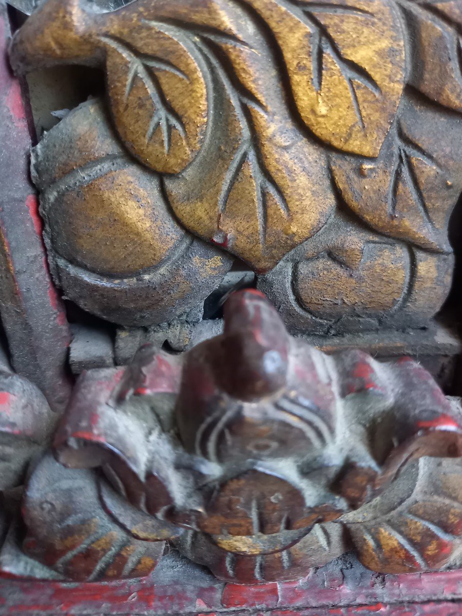 Miroir à  Parecloses Fait d'éléments De Bois Sculptés Chinois XVIIIe -photo-3