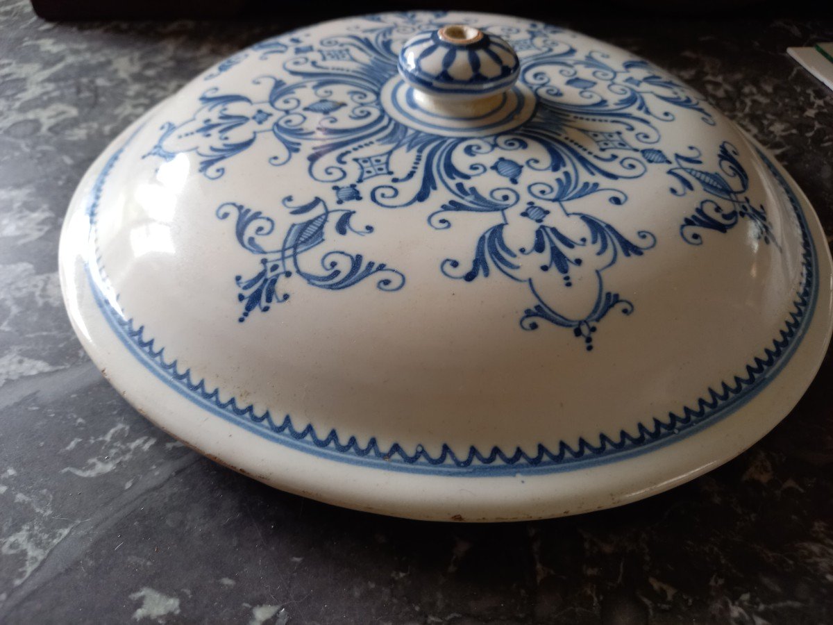 Early 18th Century Soup Tureen Lid, Ironwork Decor -photo-2